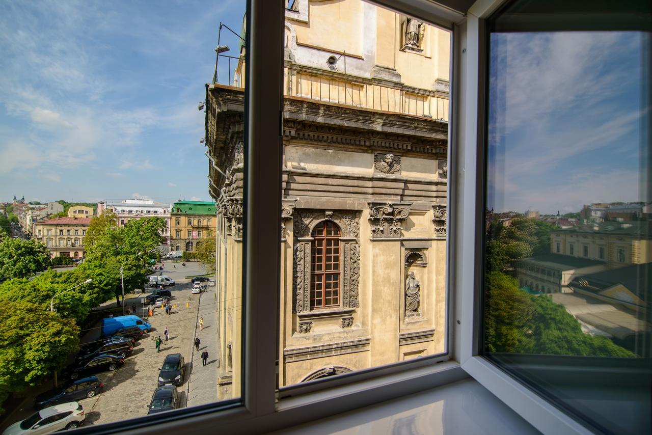 Premium Hostel Лвив Екстериор снимка