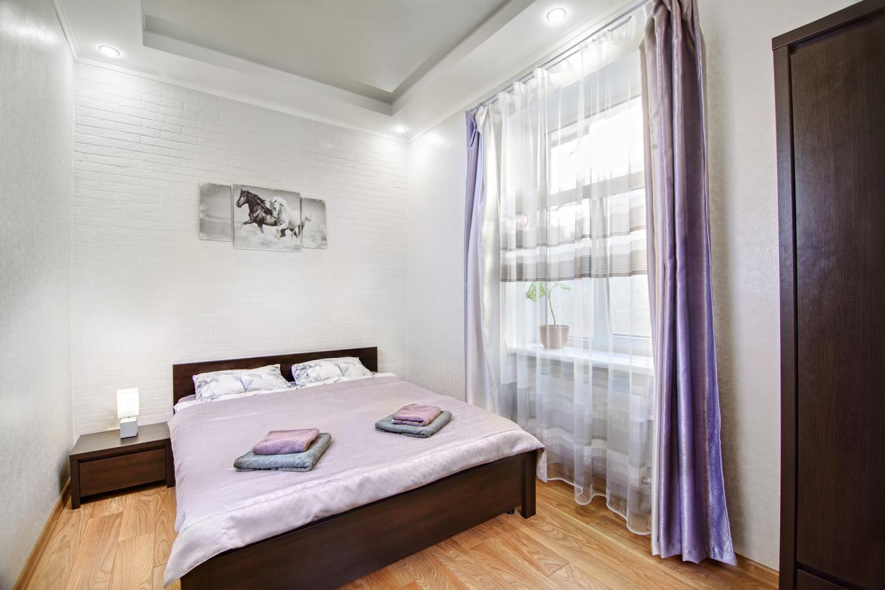 Premium Hostel Лвив Екстериор снимка
